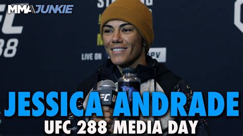 jessica andrade wardrobe malfunction: Jessica。